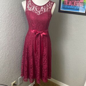 Pinkblush cranberry lace maternity dress ribbon belt Sz S